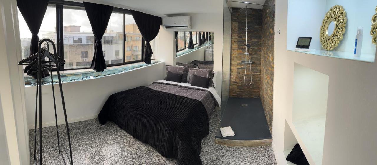 Modern Room With Indoor Shower Near The River - Quarto Moderno Com Duche Interior Proximo Da Ribeira Vila Nova de Gaia Eksteriør bilde